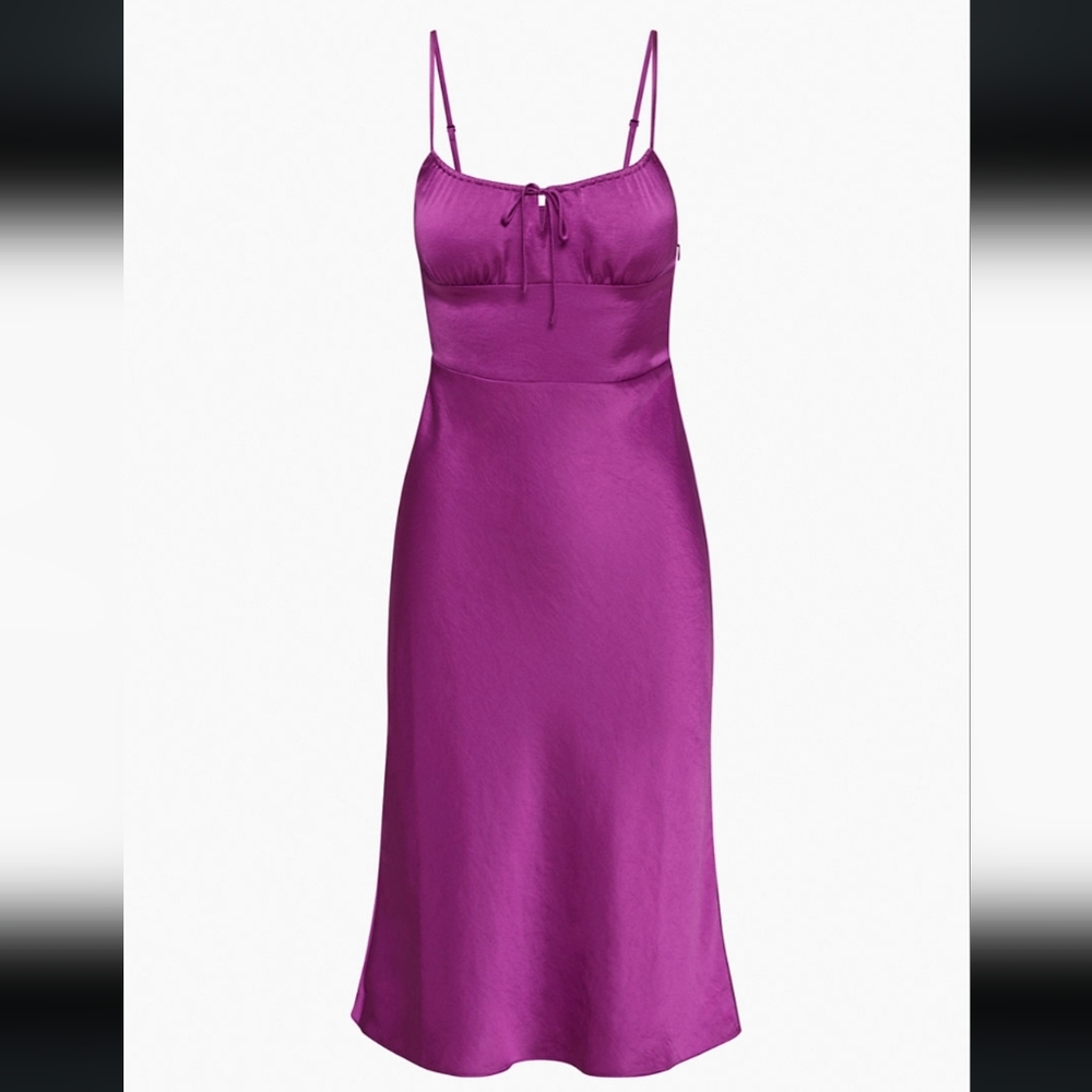 Aritzia Bellow Midi Dress